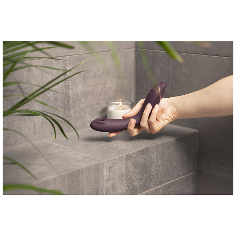 Womanizer OG — Stimulateur point G Aubergine — vue officielle 17